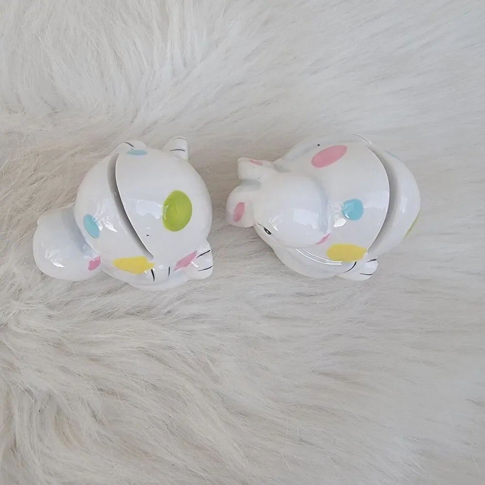 Set of 2 handpainted ceramic Easter bunny place card holders